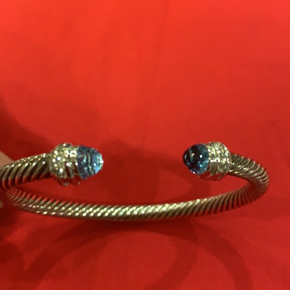 David Yurman Cable Bracelet with Diamonds - Picture 2 of 6